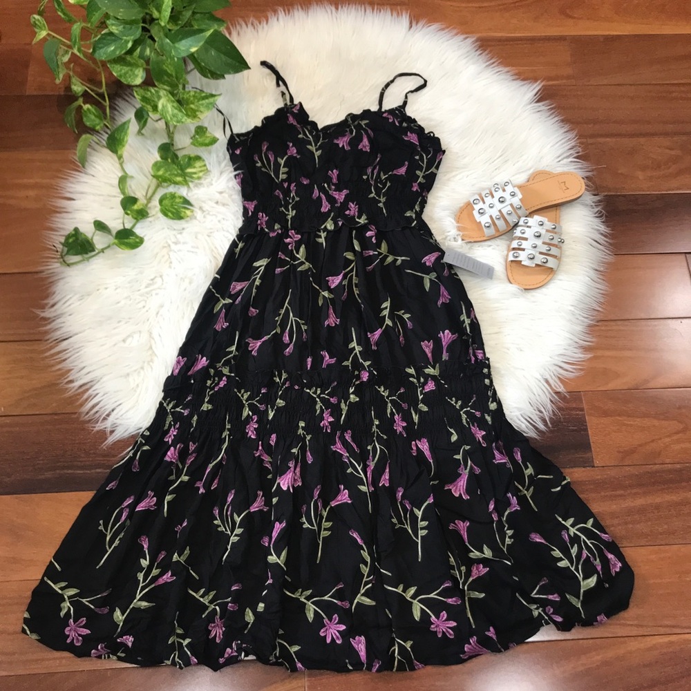 New🌿 Floral Print Tiered Midi Dress